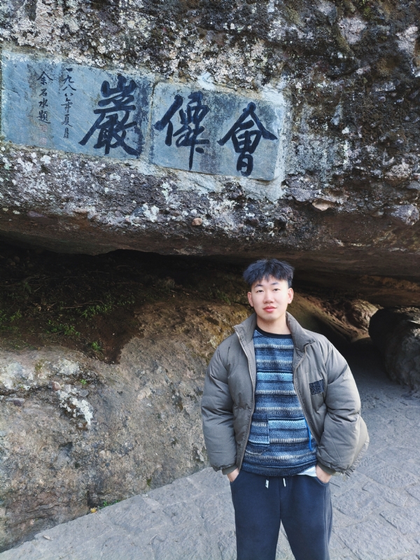 帅邓拖网速的第二张照片--遂昌残疾人相亲网